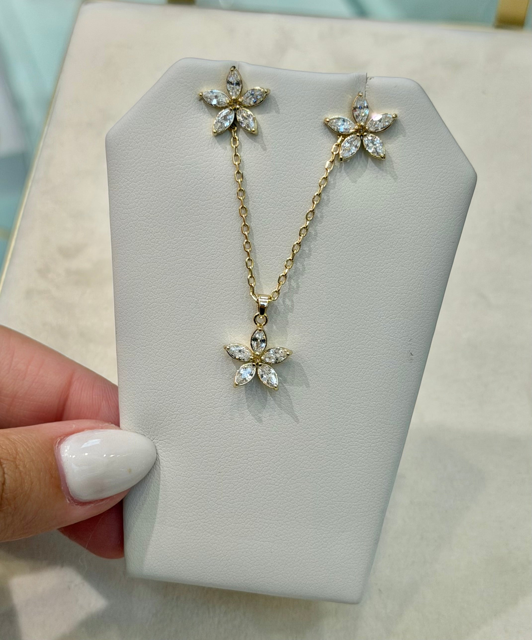 Flower Glam